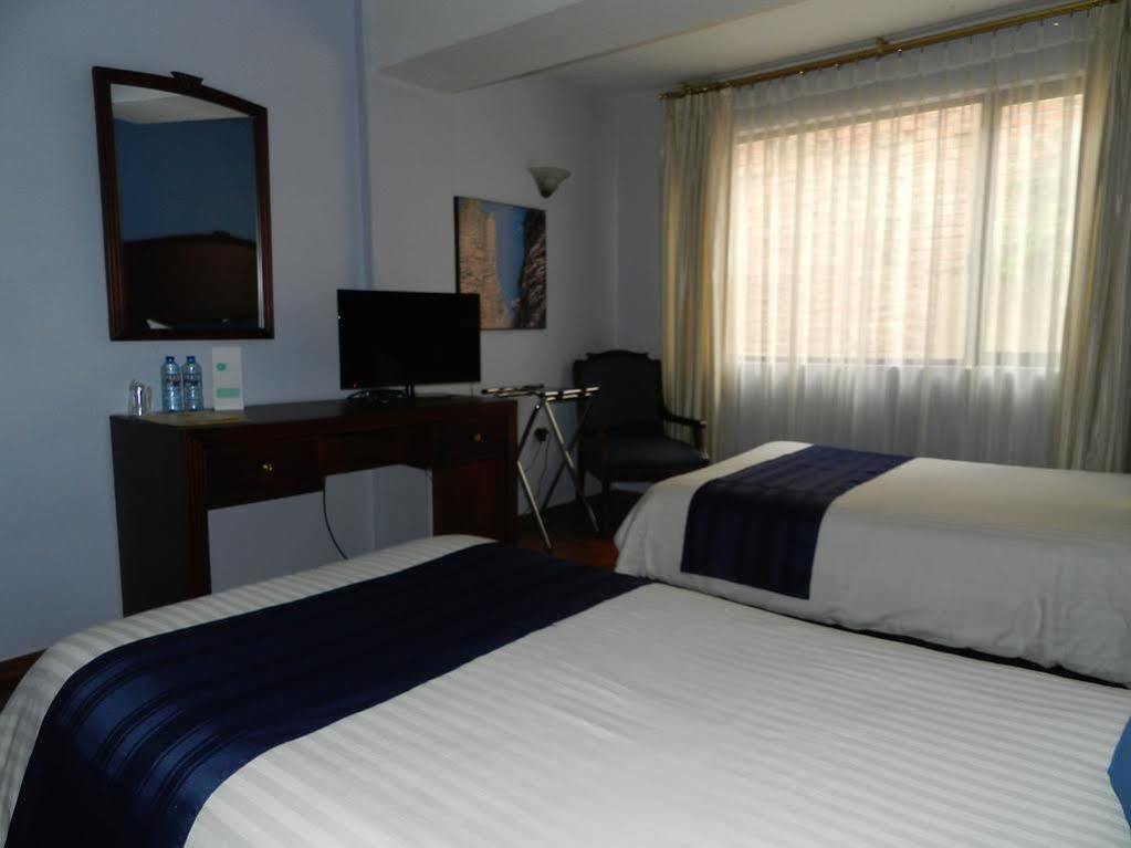 Hotel Libertador لوخا المظهر الخارجي الصورة