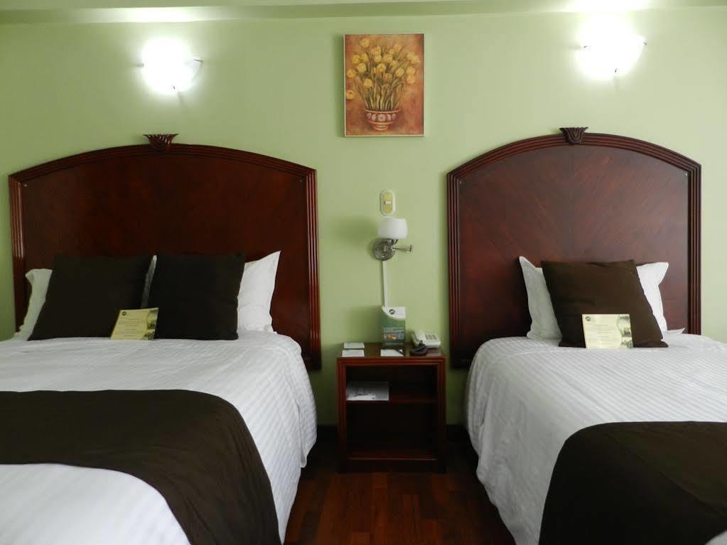 Hotel Libertador لوخا المظهر الخارجي الصورة